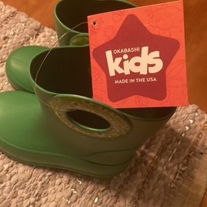 Okabashi green toddler Kendall boots unisex size 12